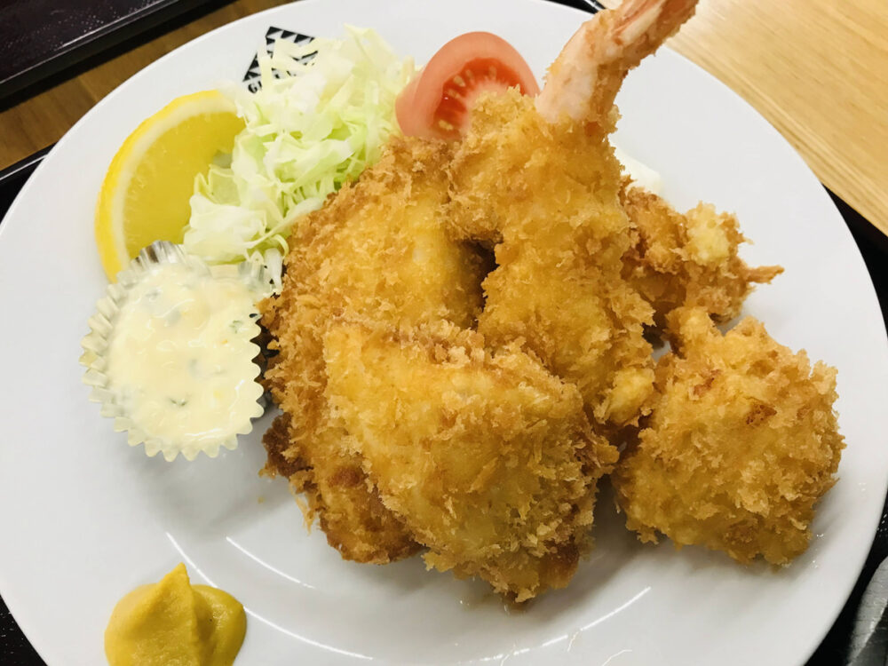 おすすめランチ 築地でフライもお刺身も食べれるコスパの良いお店 つきじgo